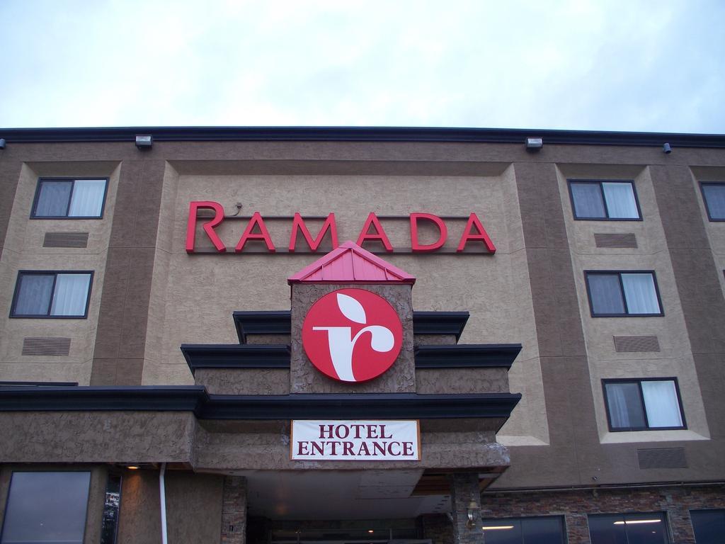 Ramada By Wyndham Williams Lake Eksteriør bilde